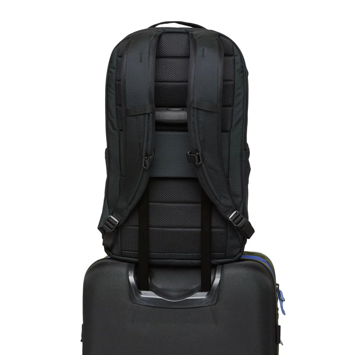 Cotopaxi Allpa 26L Daypack (Cotopaxi Black)