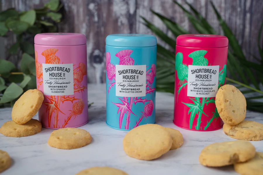 140g Tin Truly Handmade Shortbread Biscuits with White Chocolate & Hazelnuts