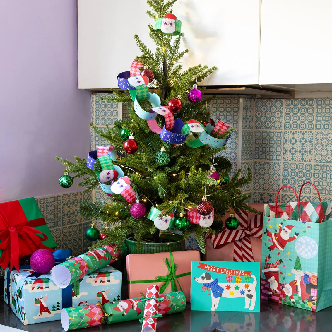 Fun Santa Paper Chains 100pk