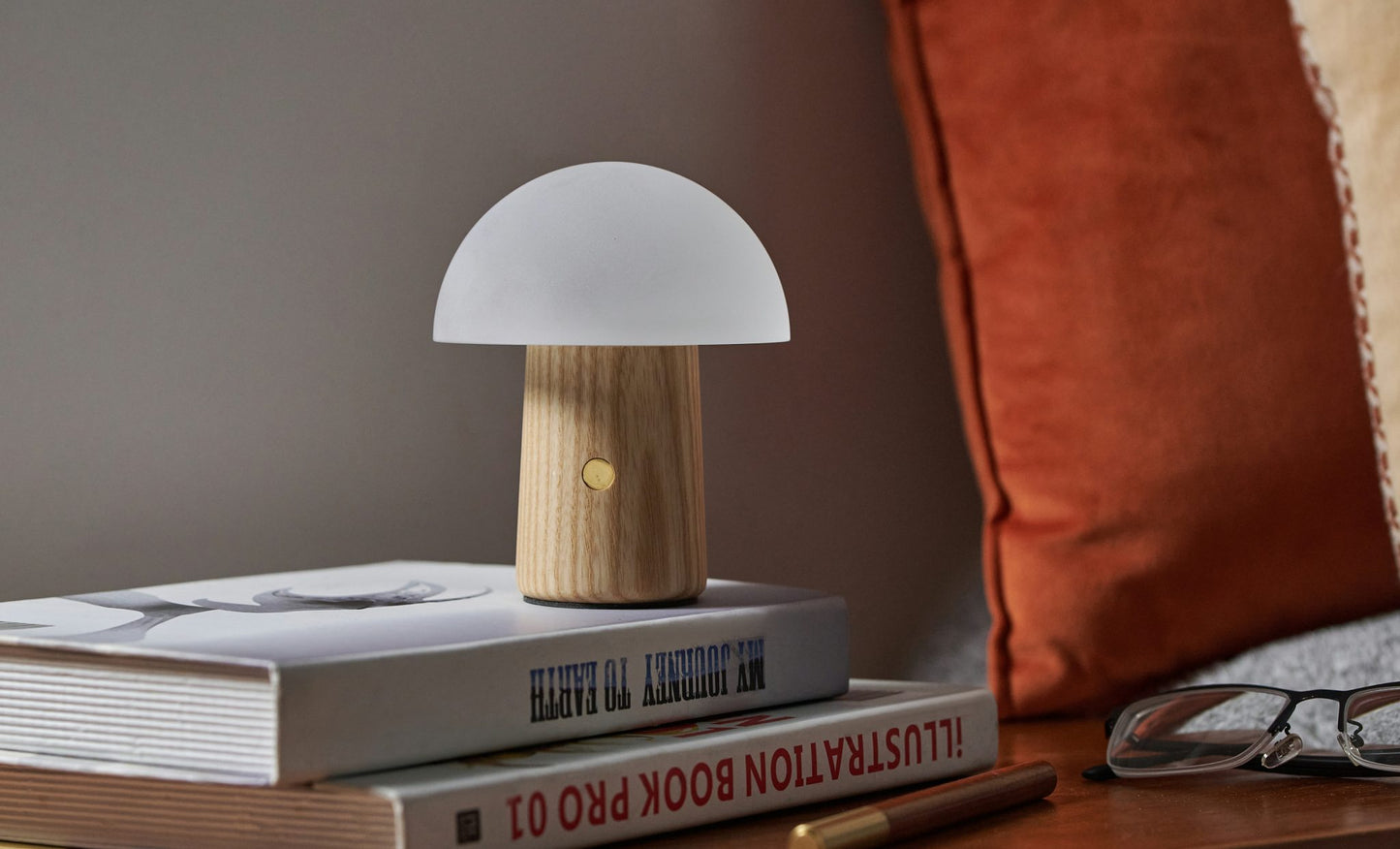 Mini Alice Mushroom Lamp White Ash