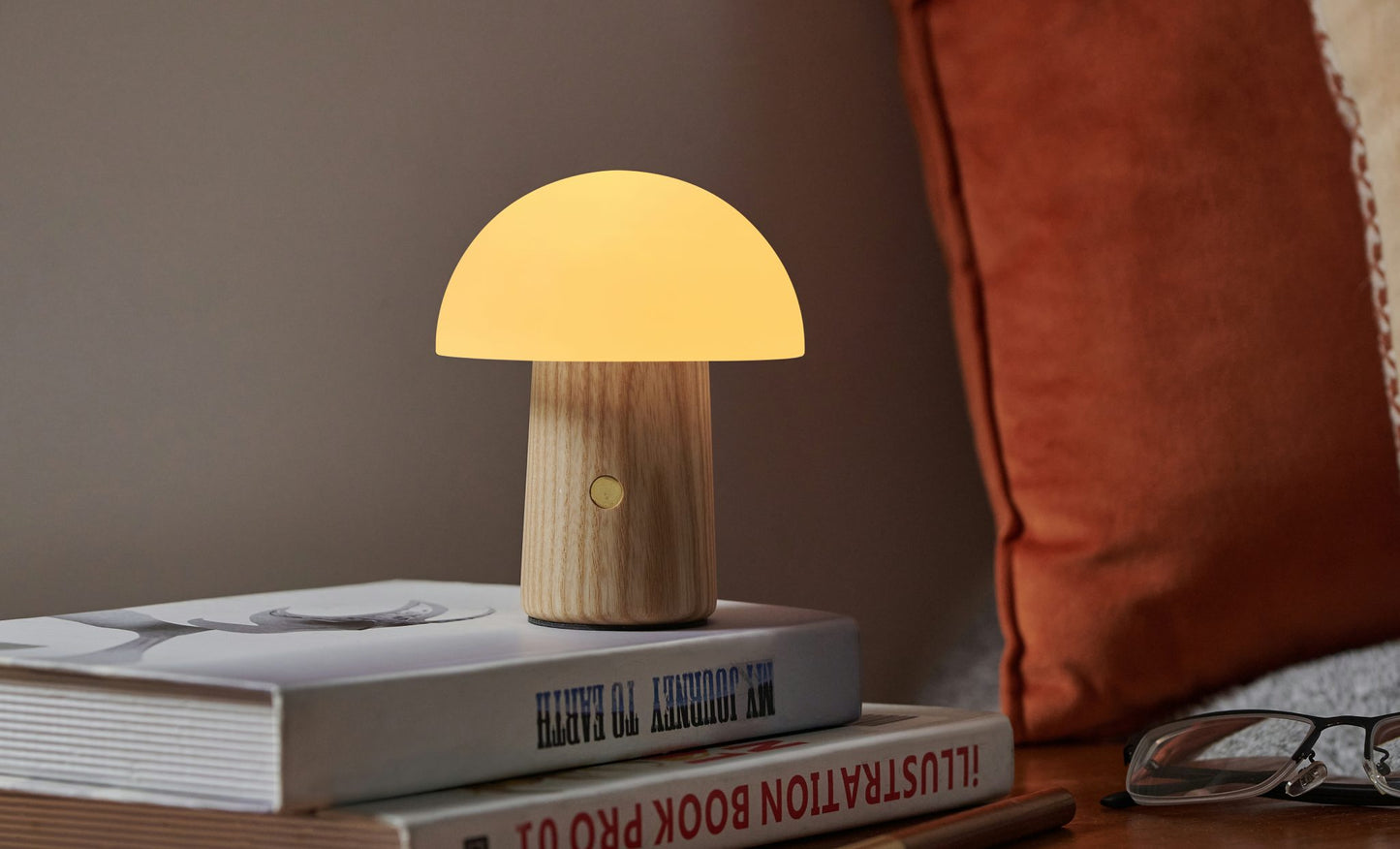 Mini Alice Mushroom Lamp White Ash