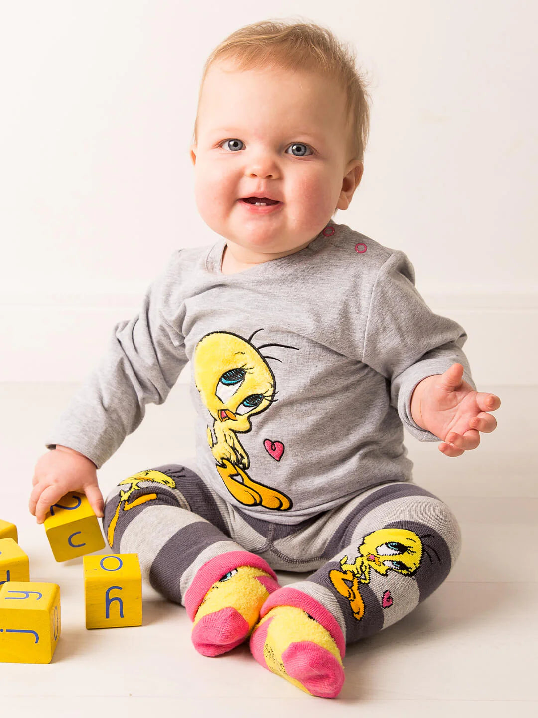 Tweety Rocks Top
