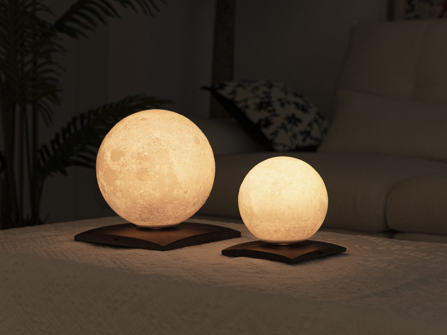Mini LunaSpin Lamp Walnut
