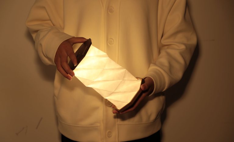 Twist Hexagon Light - Solid Walnut