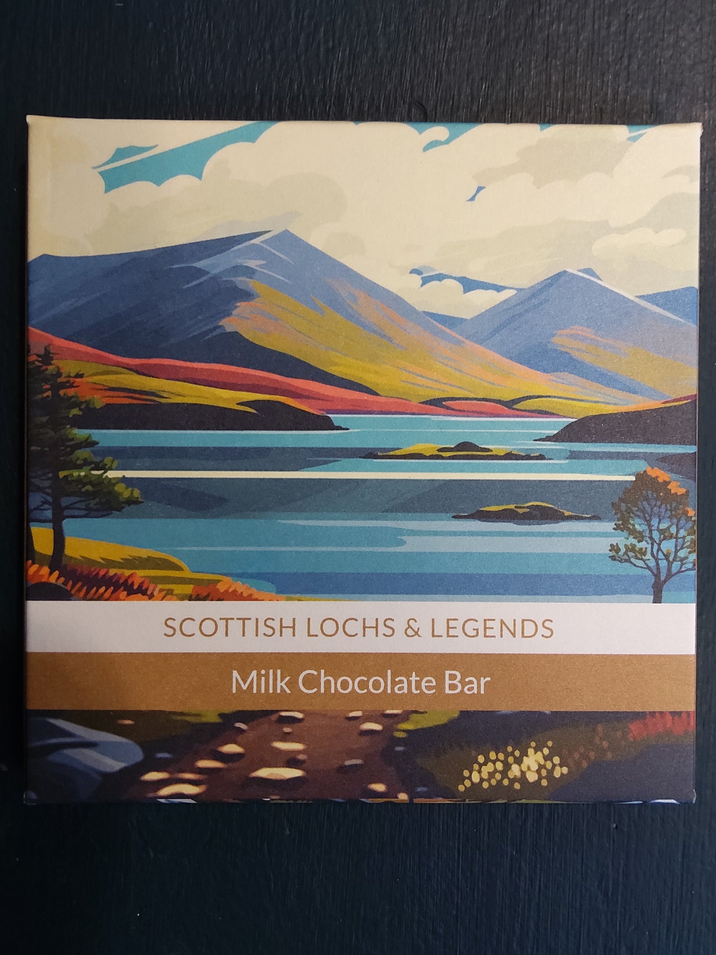 Coco Pzazz Milk Chocolate Bar - Scottish Lochs & Legends