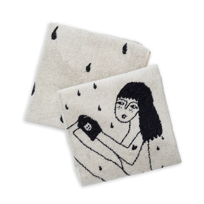 Set of 2 Towels - Yoga In The Shower