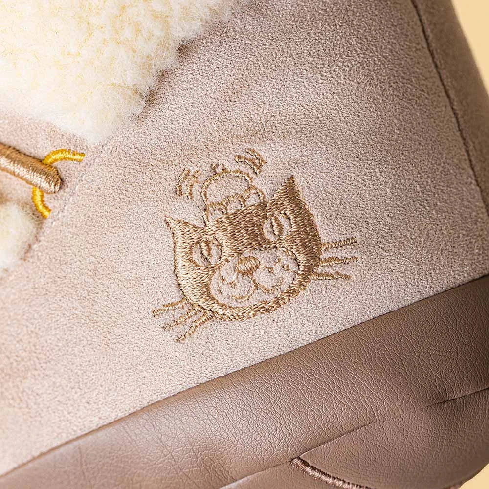 COMING SOON! Jellycat Amuseables Perta Snow Boot (0+)