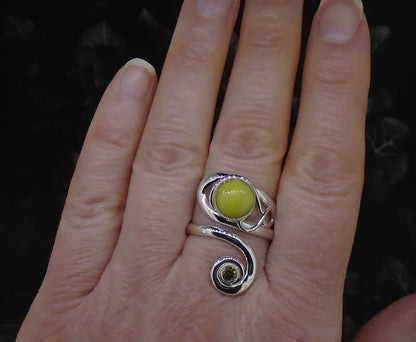 Highland Marble & Peridot Adustable Ring