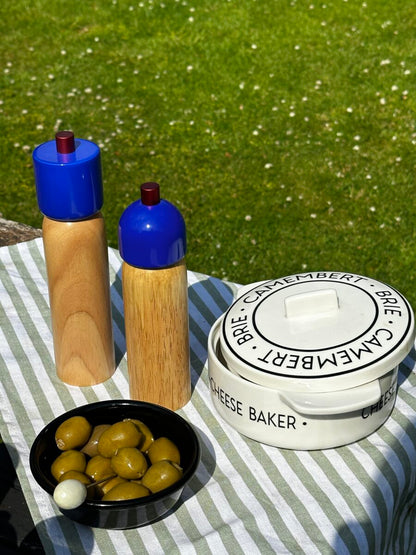 Maegen Large Salt & Pepper Grinder (Navy/Red)