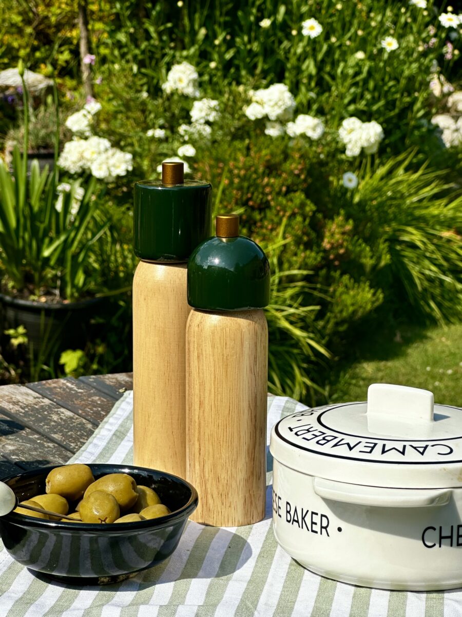 Maegen Large Salt & Pepper Grinder (Green/Gold)