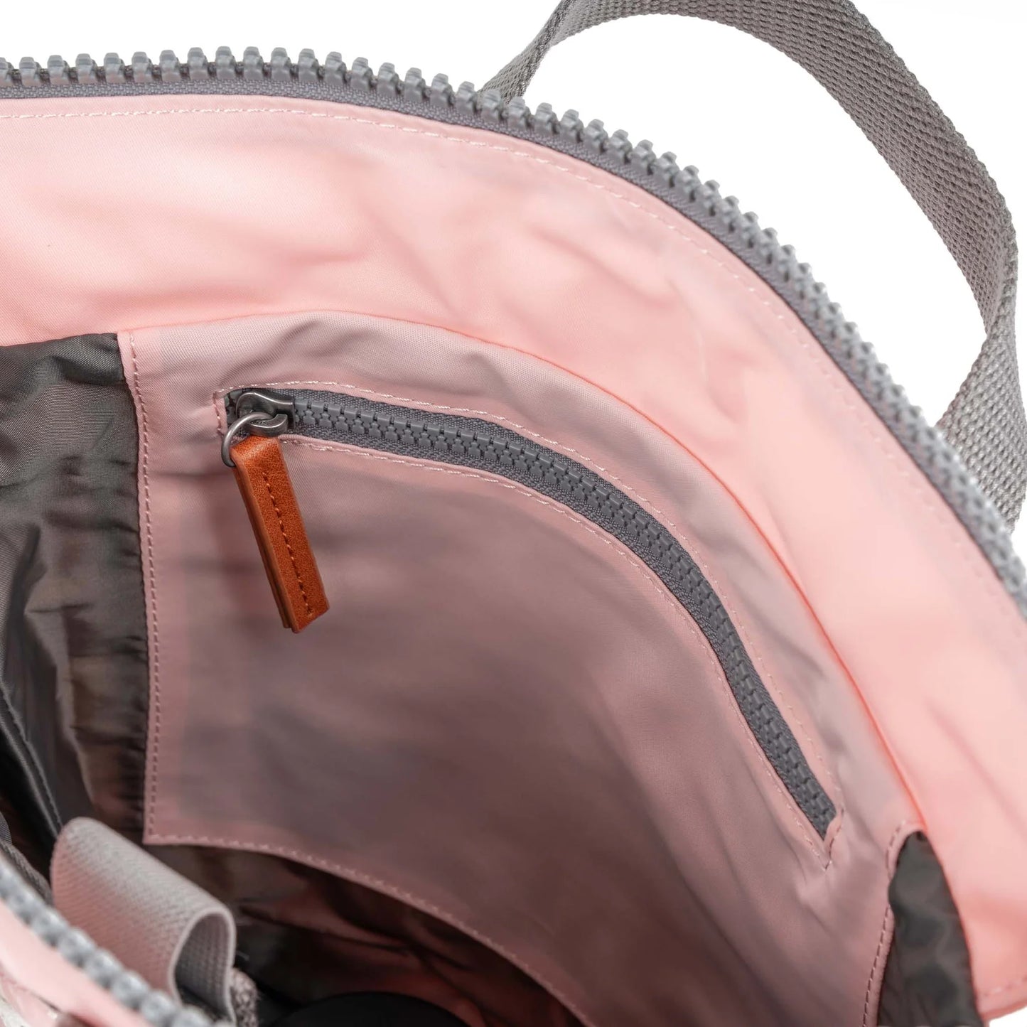 Bantry B Backpack Small Nylon (English Rose)