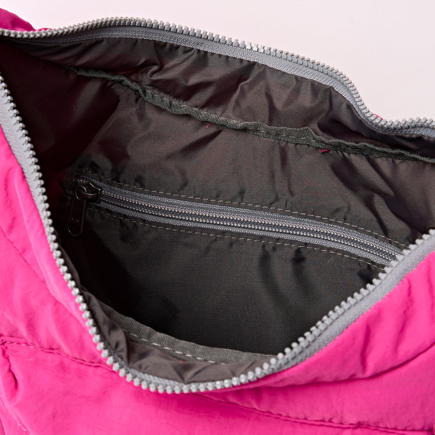 Belsize Crossbody Bag Medium Nylon (Very Berry)