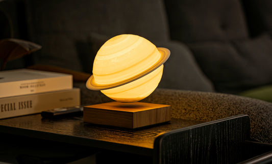 Smart Saturn Lamp (Walnut)