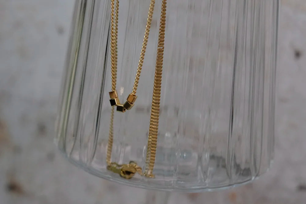 Finn Necklace