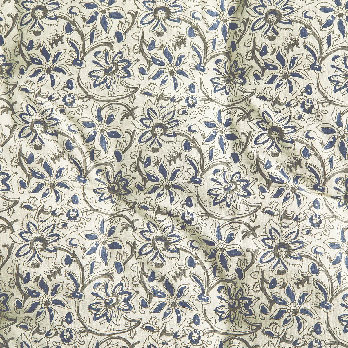 COLLECTION ONLY! Handled Cotton Mattress Cushion (White/Blue/Grey)