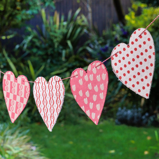 Bon Amour Paper Heart Garland
