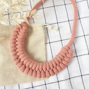 Chunky Weave Necklace Dusky Pink
